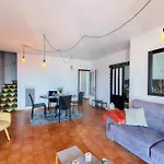Apartment Vue Port By Welhomy Roses